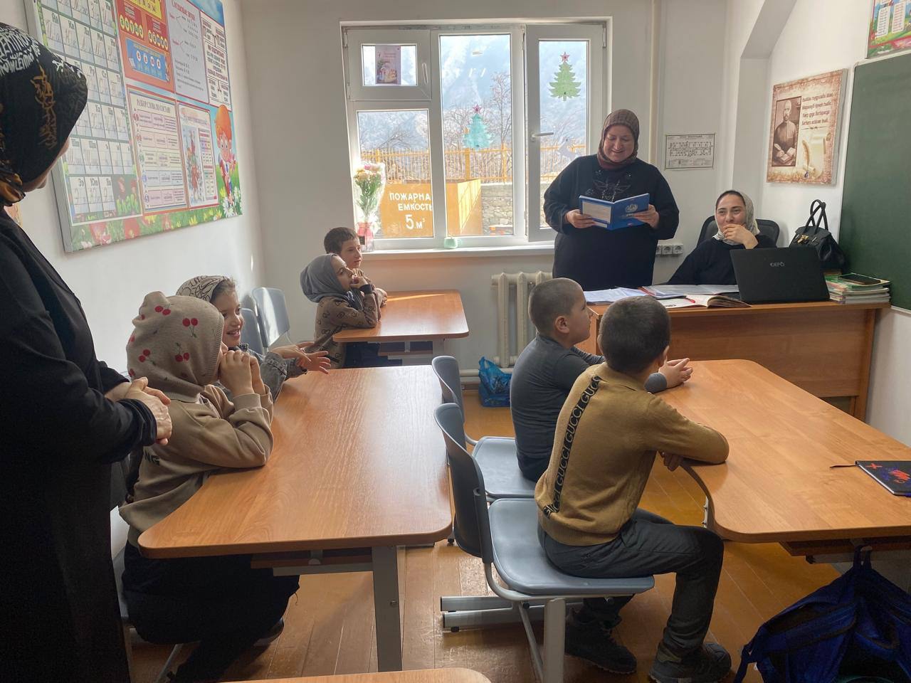 Выезд в населенные пункты с целью проведения беседы в средней общеобразовательной школе в с. В-Инхо, и Килятли. На тему: «Безопасность в сети интернет» «Профилактика негативных явлений среди детей и подростков «Молодежь против наркотиков»